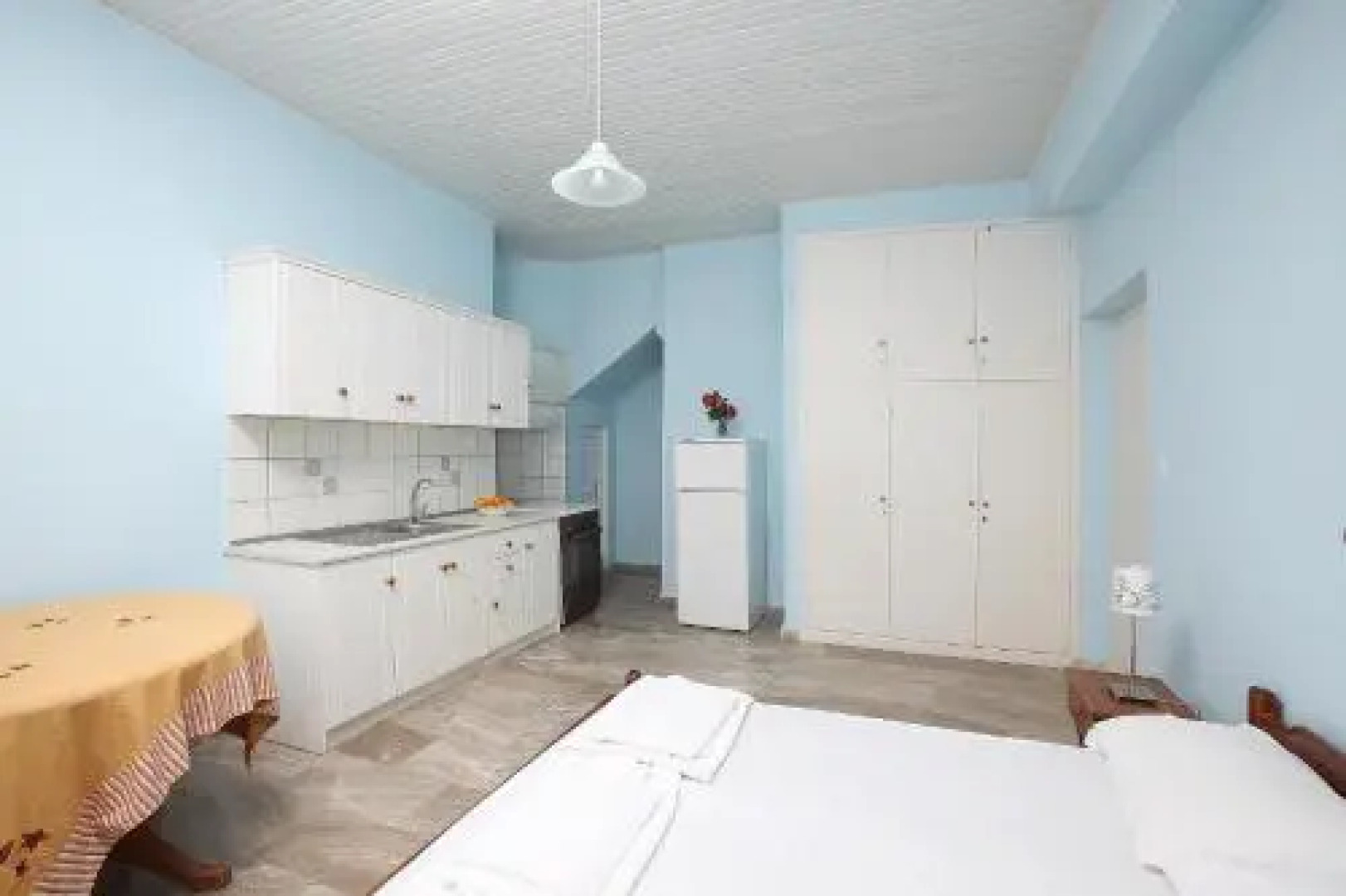 Alexandros Apartments