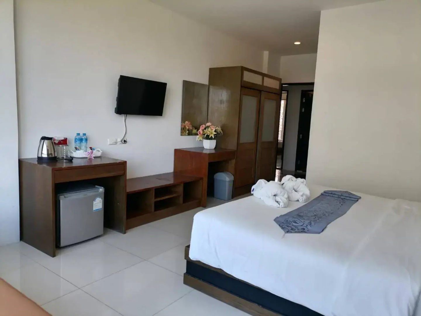 NJ Patong Hotel