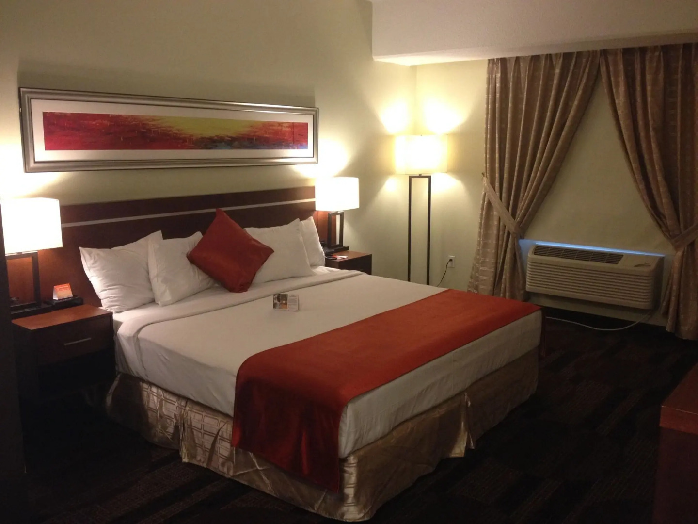 Bedfort Inn & Suites