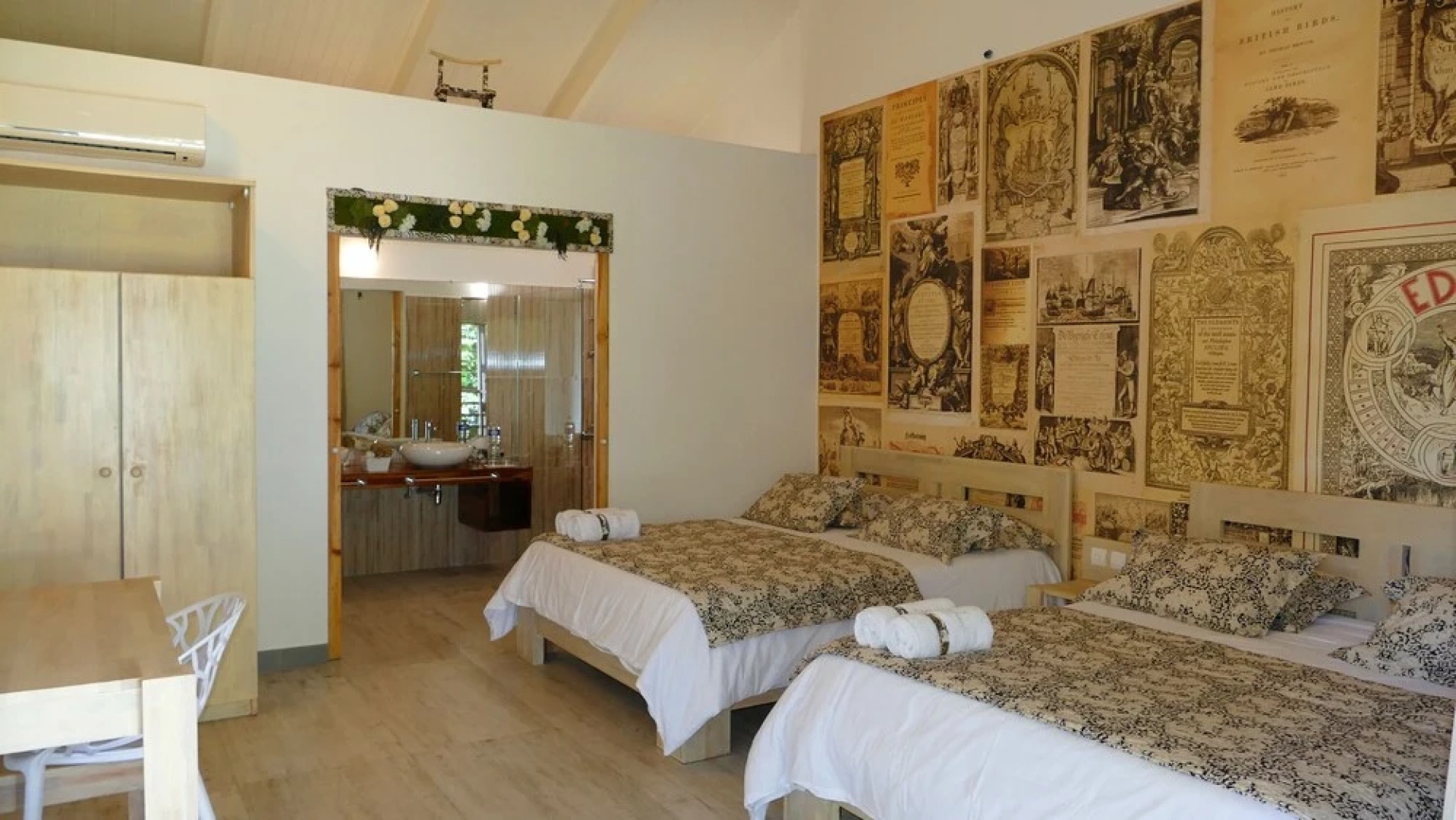 Coconut Grove Lodge