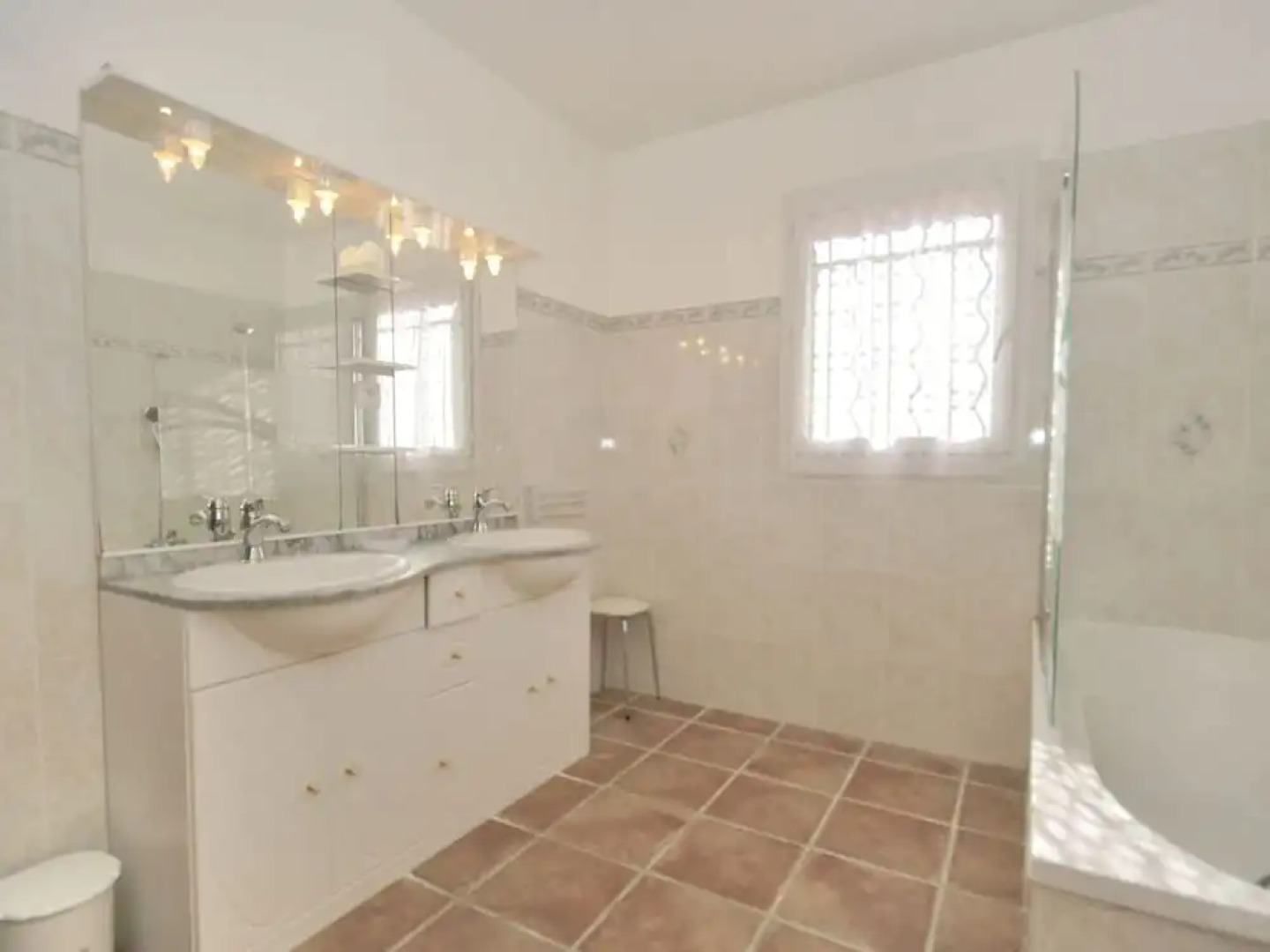 Pastoral Holiday Home With Terrace, Garden, Barbecue, Garage