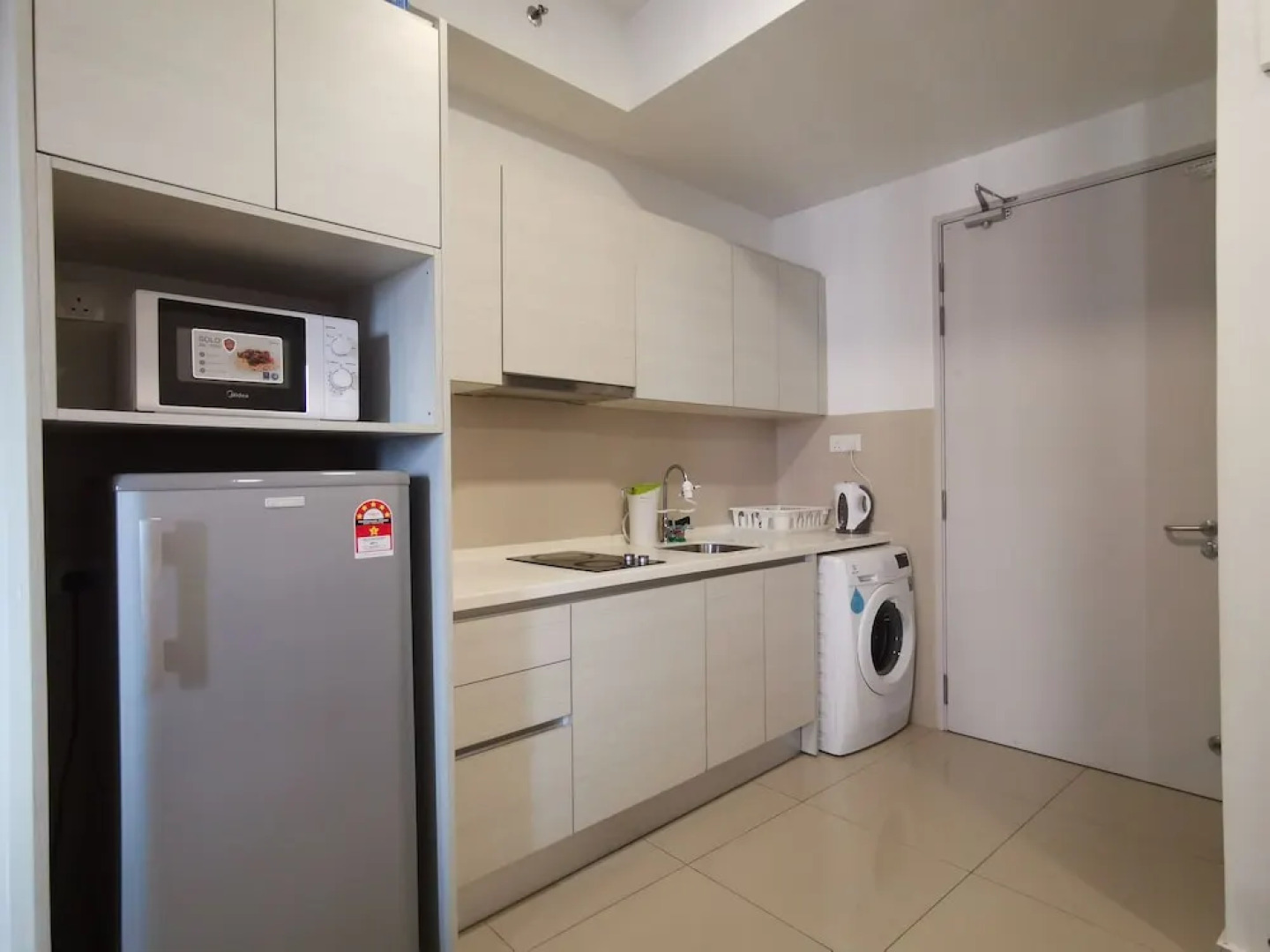 Eminent Suite @ i-Soho, i-City