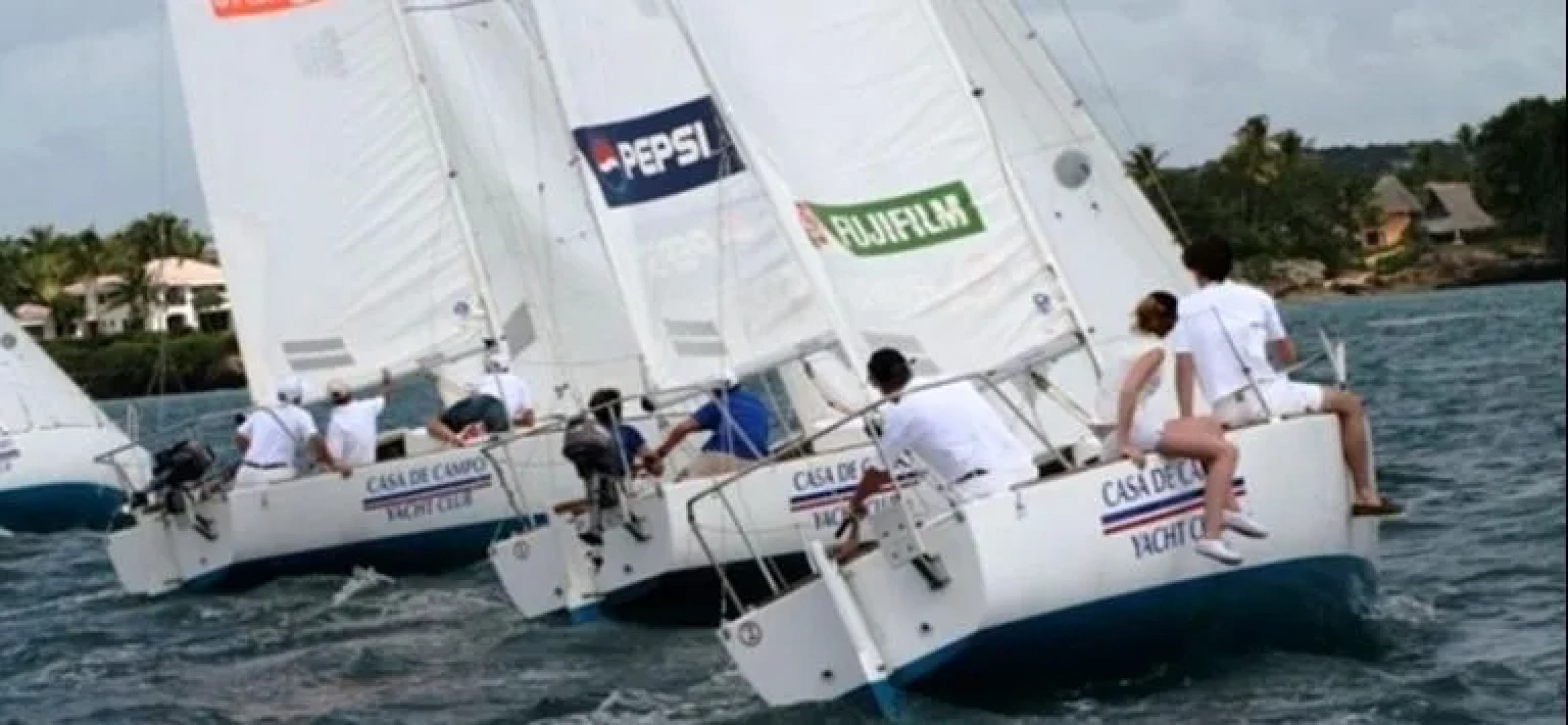 Sailing House La Marina