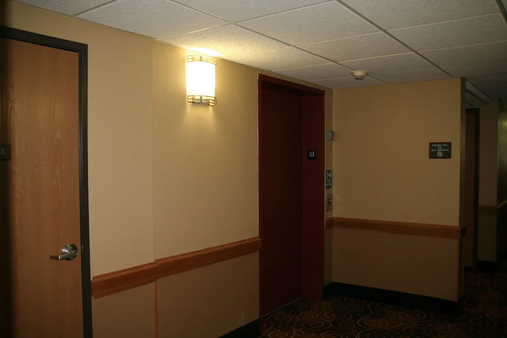 AmericInn Lodge & Suites Elkhorn