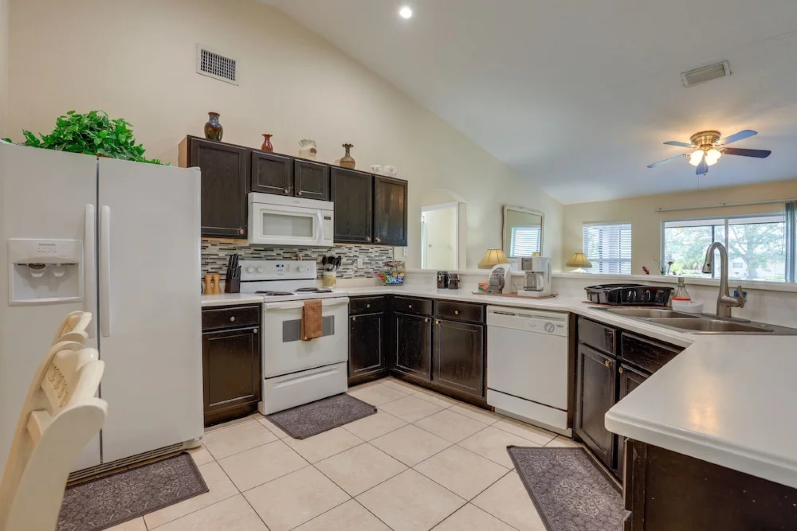 Pet-friendly Port St Lucie Home ~ 5 Mi to Marina!