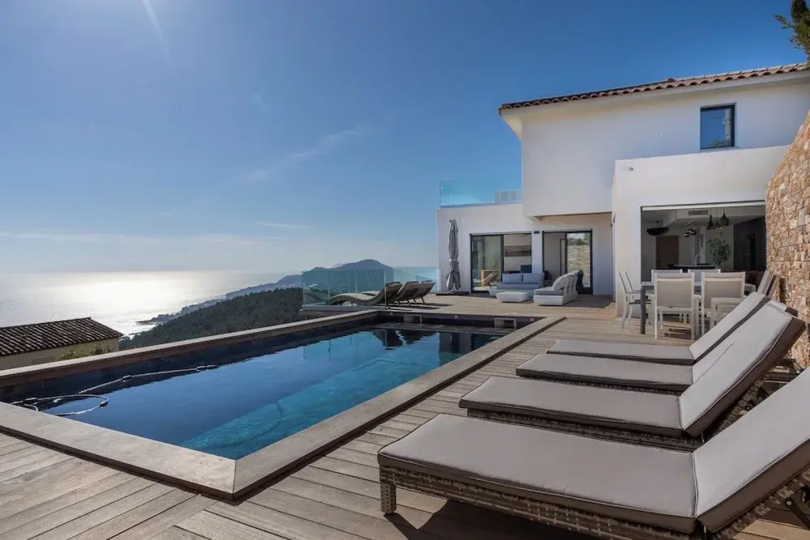 Villa Vue Mer La Californie – Face aux îles d’Or