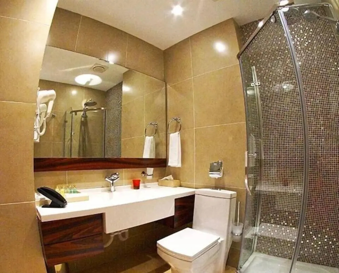 Отель Karon Palace