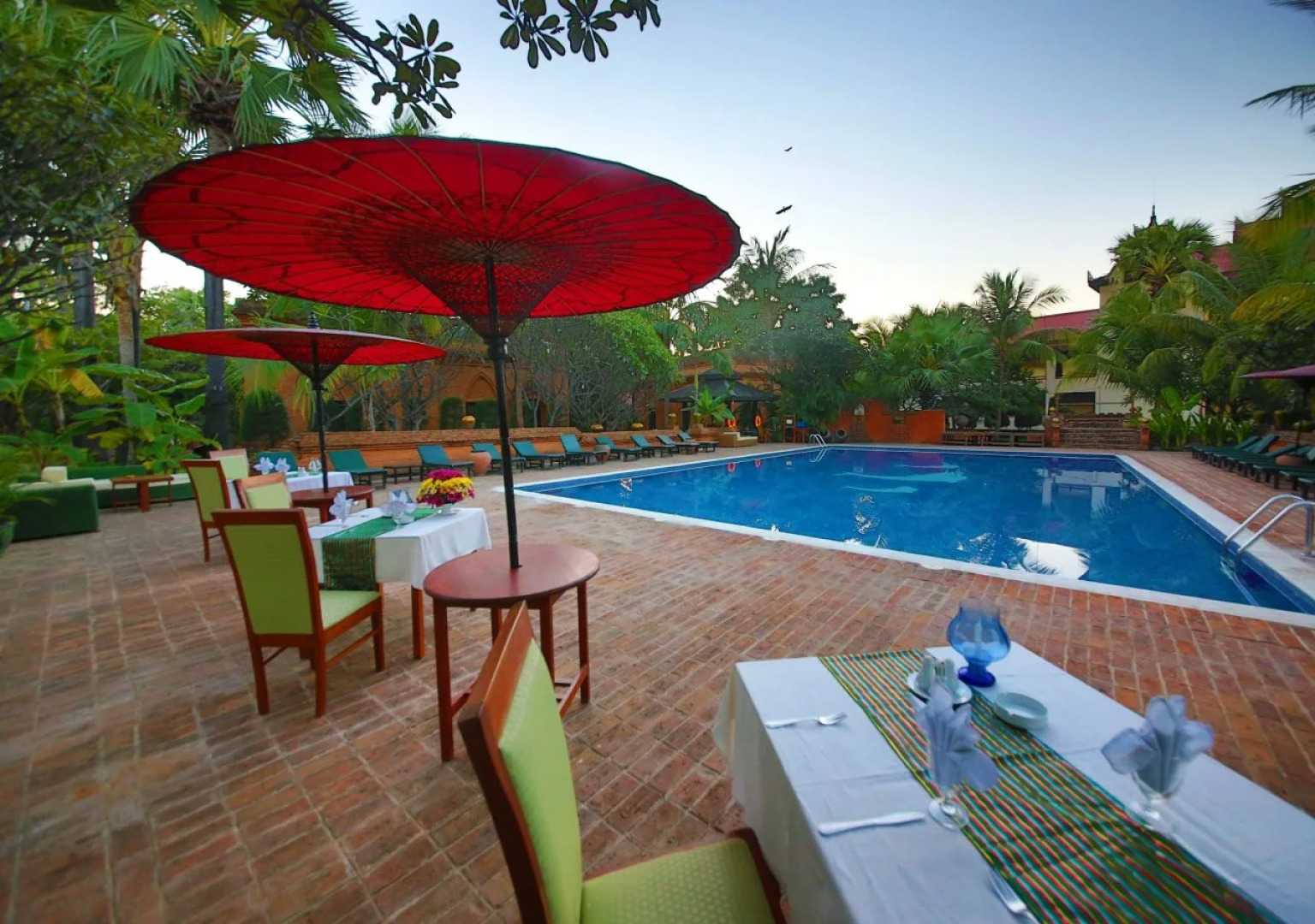 Amazing Bagan Resort