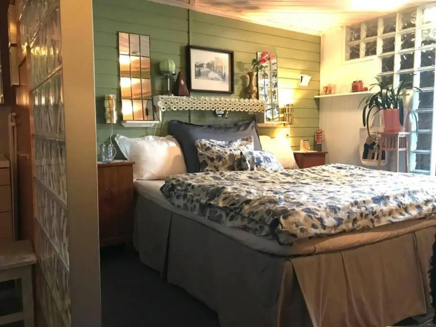 Charming studio with private patio