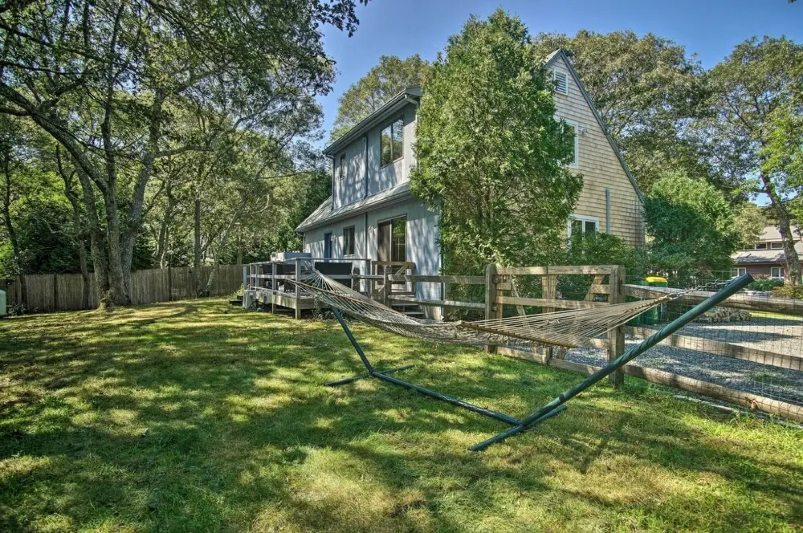 Vineyard Gem < 2 Mi to Beach & Oak Bluffs!