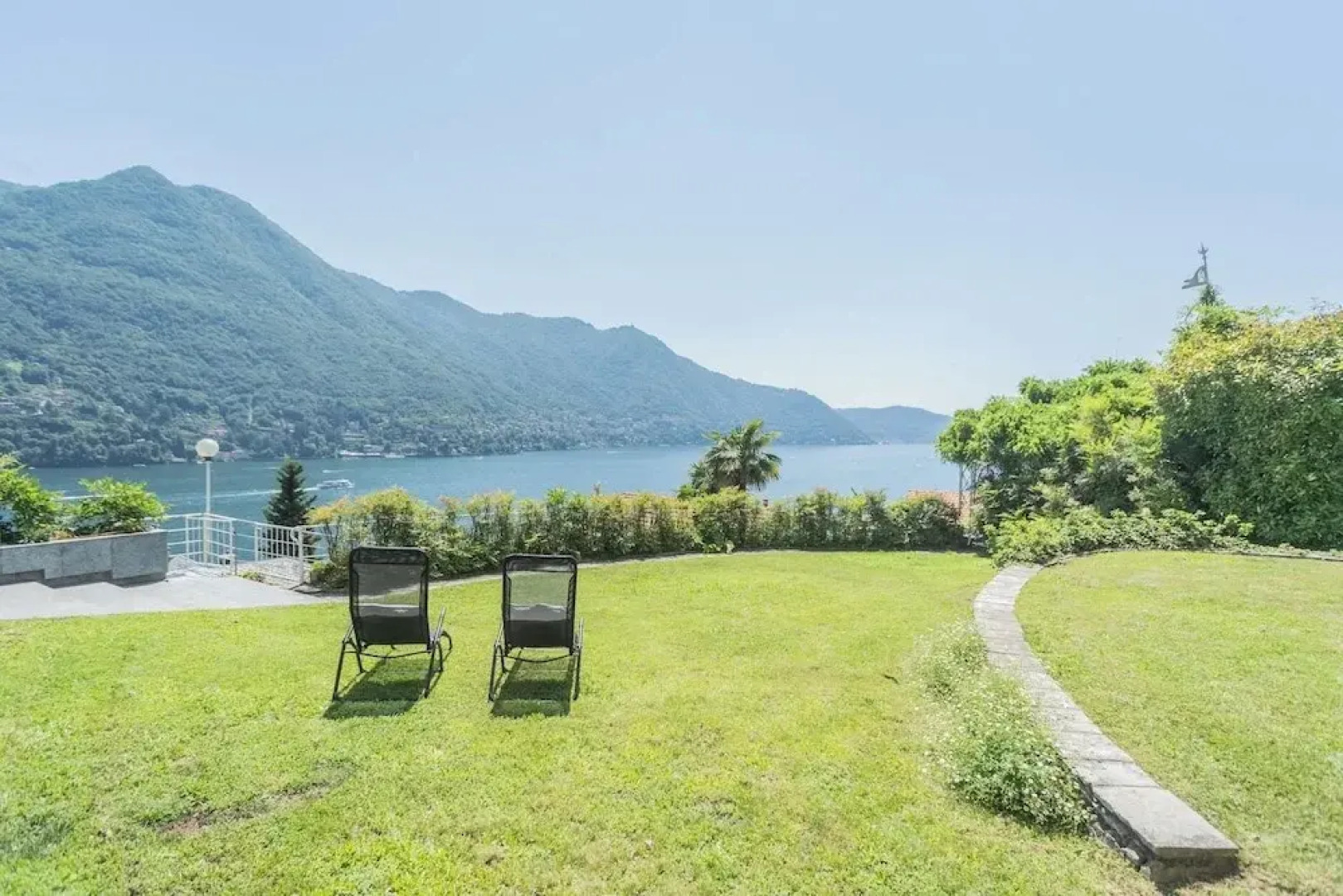Villa Chiara Moltrasio With Private Garden by Rent all Como