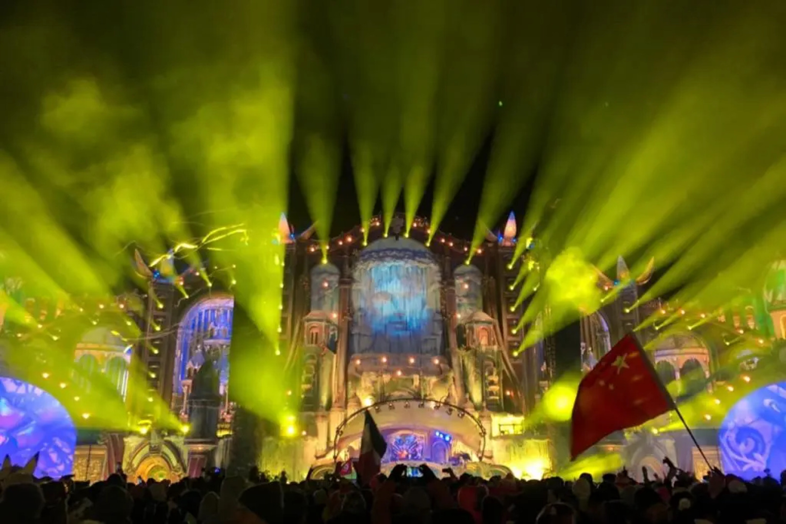 33m top floor flat - next to the sloap in a nice residence #AH8