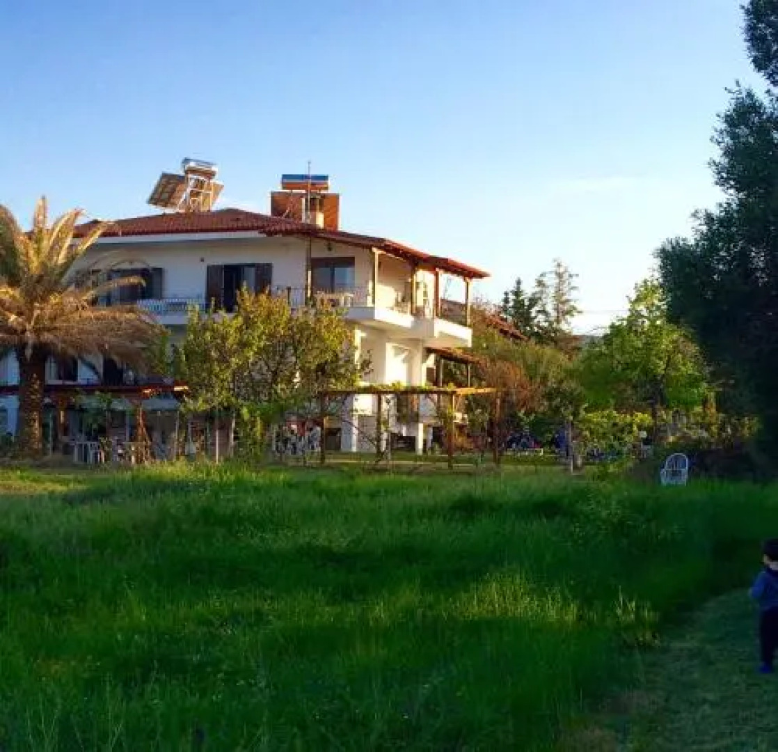 Yiannis Rania Apartments