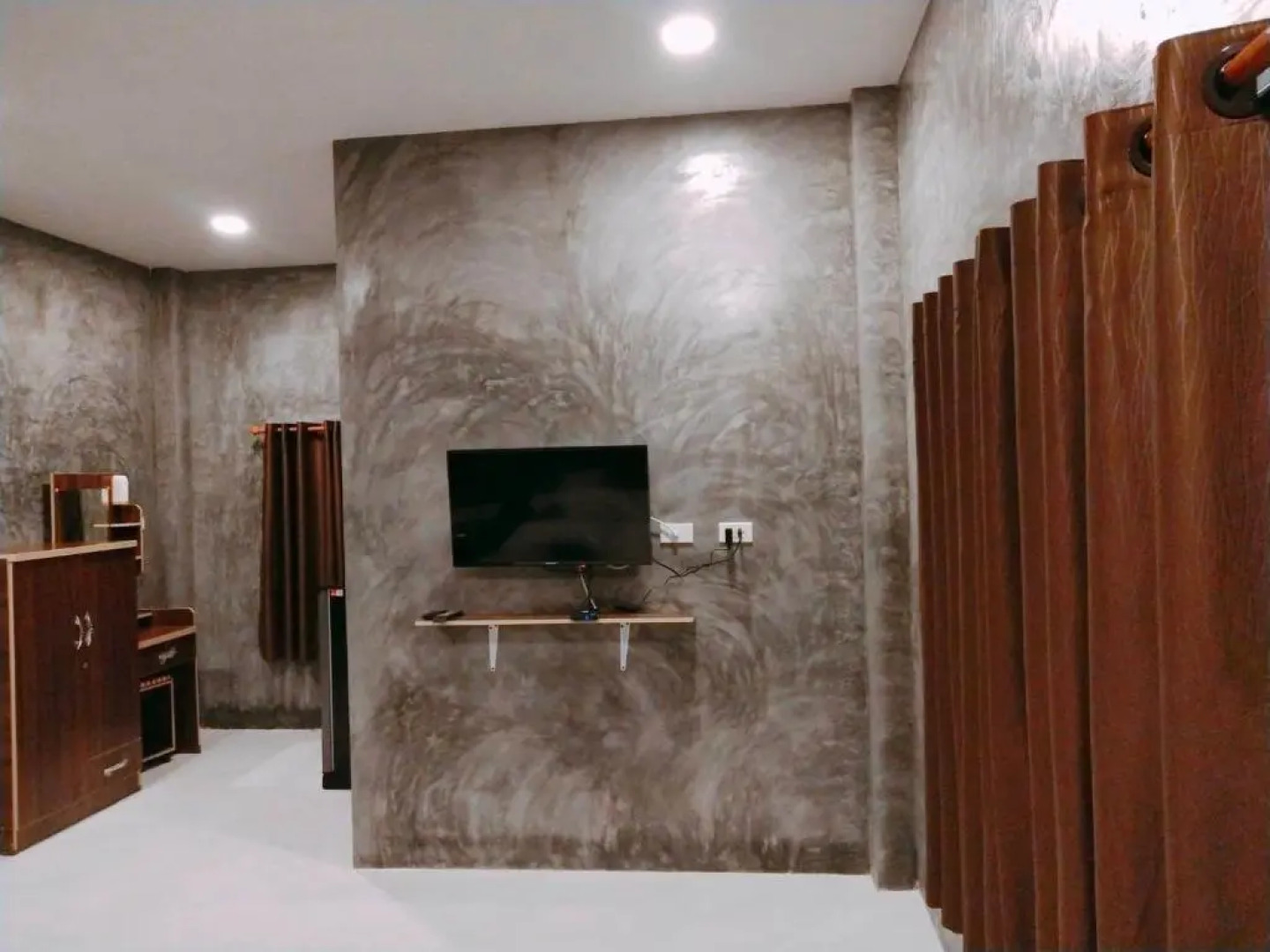 B Tel Chomthong Resort Chiang Mai