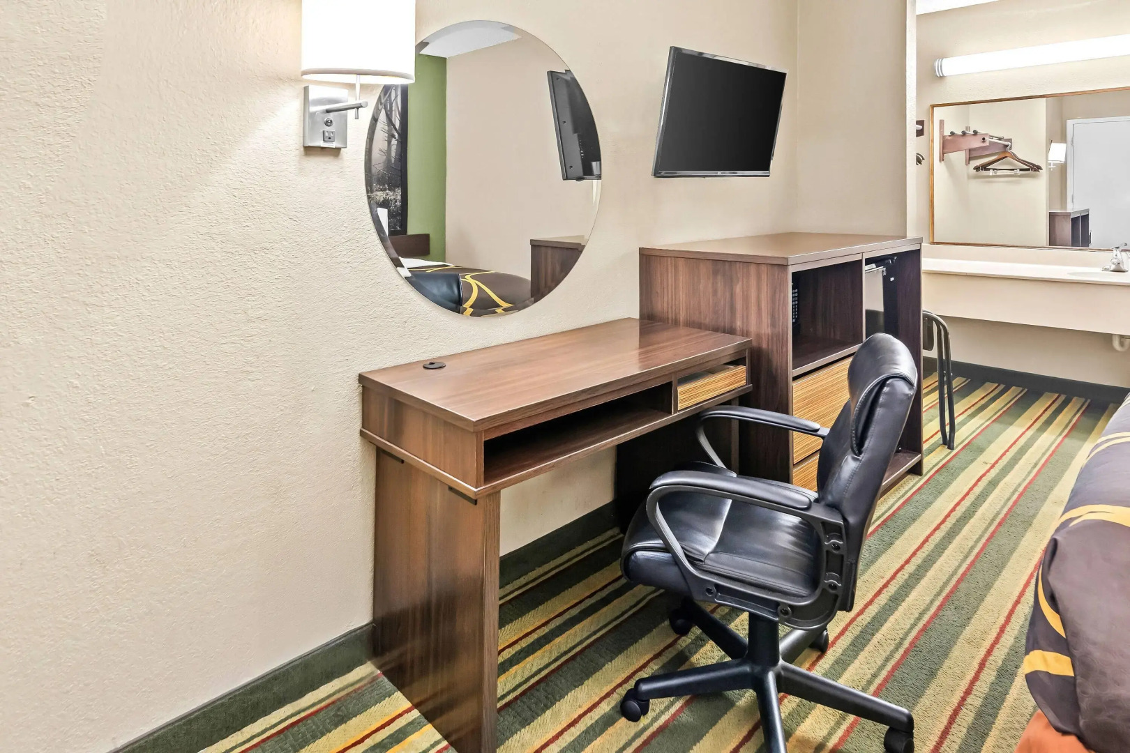 Super 8 by Wyndham Columbia SC / Ft. Jackson