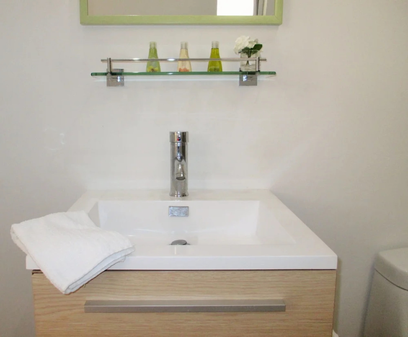 Cedar Cats Apartments