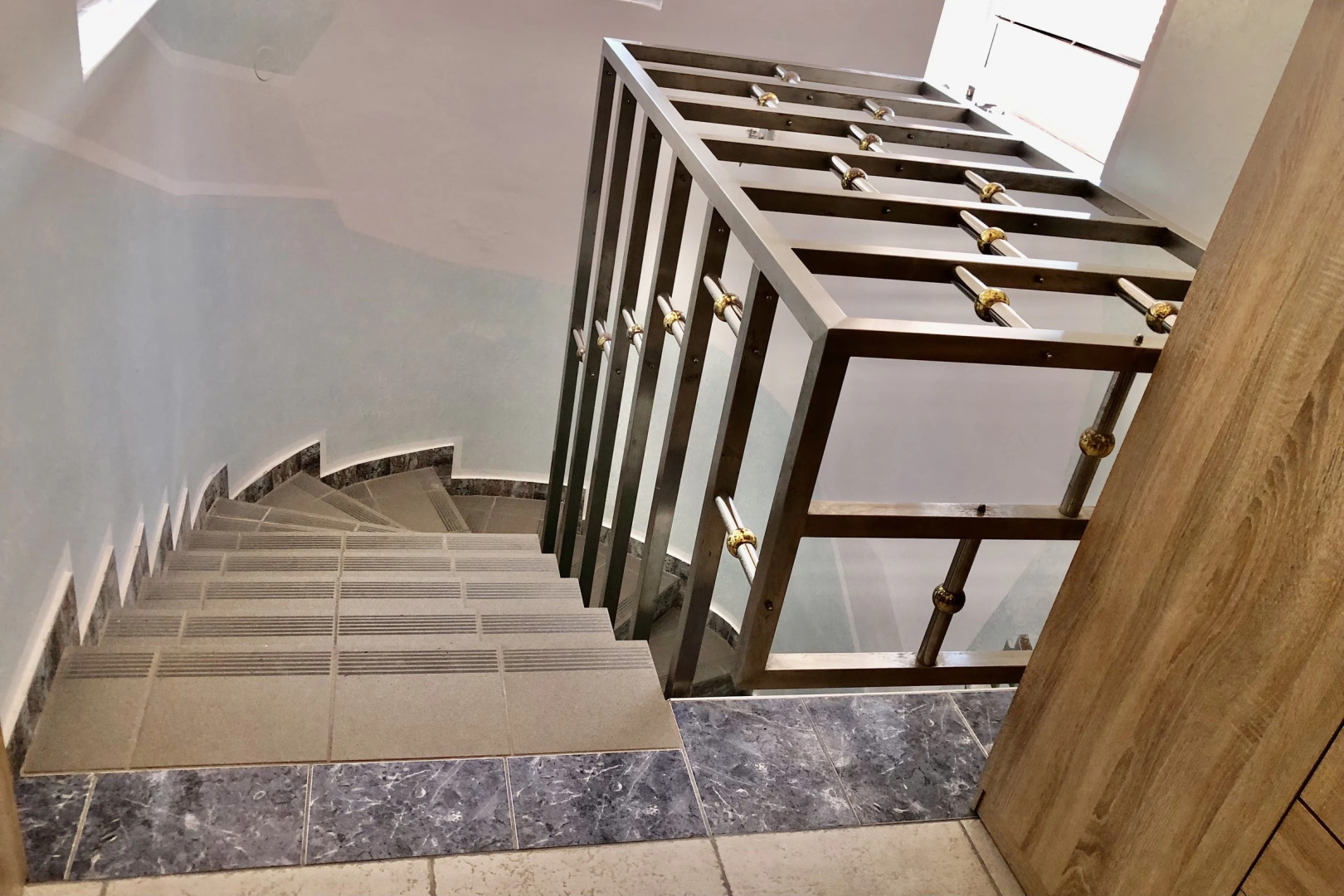 Pool Apartment Mes 4