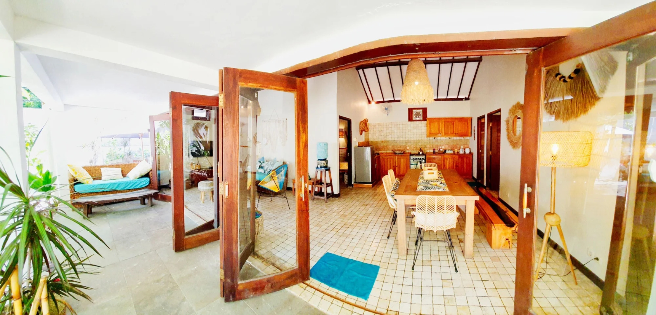 Tír na nÓg Beachfront Resort