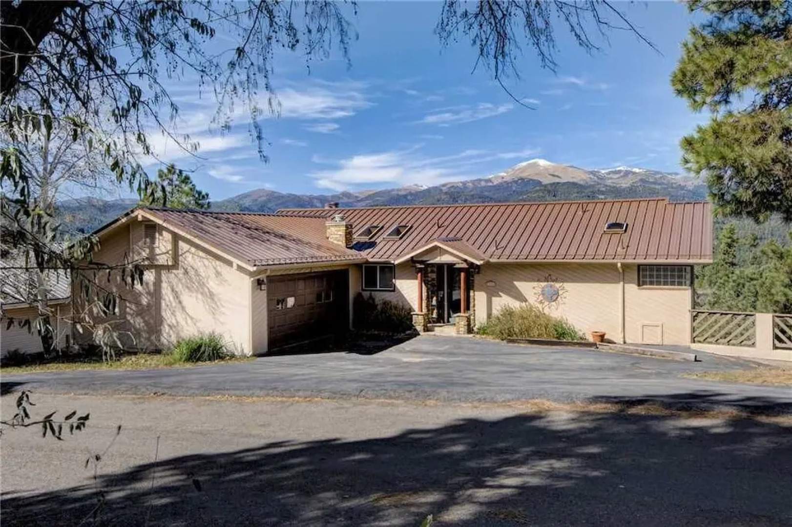 Southern Comfort - Three Bedroom Cabin