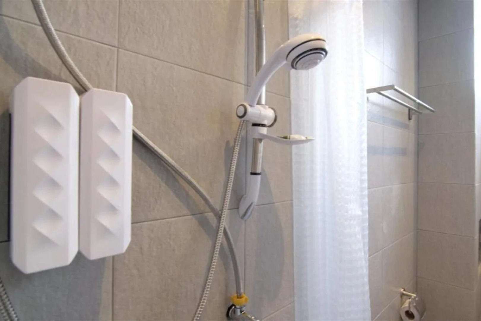 Sleep With Me Bangkok - BTS Phra Khanong