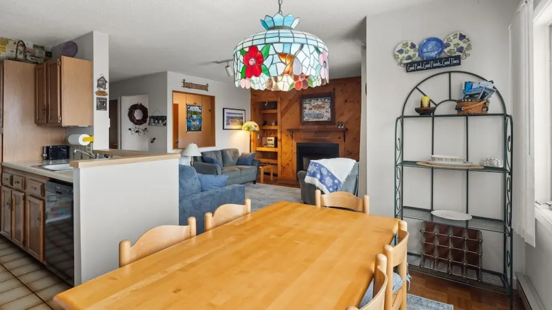 14 Snowside 2 Bedroom Condo by RedAwning