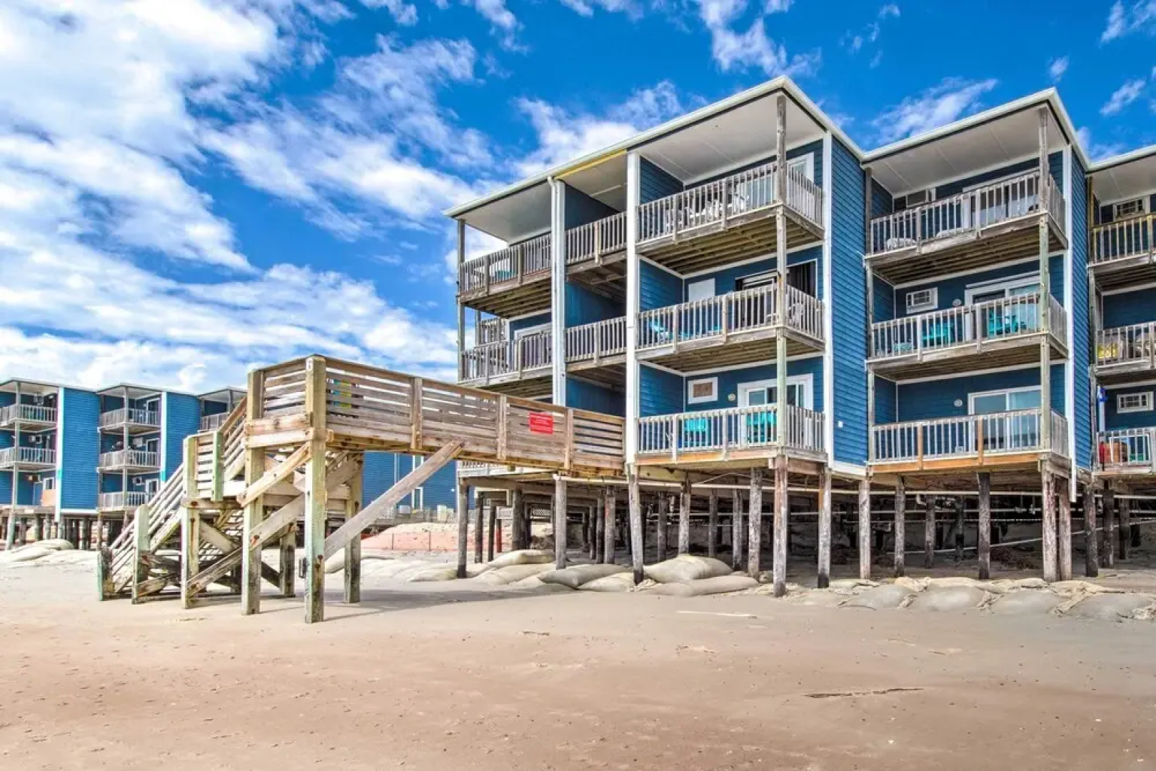 North Topsail Beach Condo w/ Balcony!