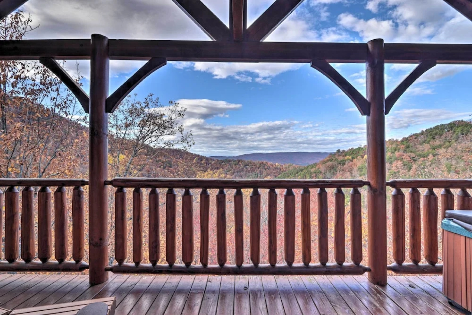 'mountain Dreams' Cabin: Hot Tub, Sauna & Views!