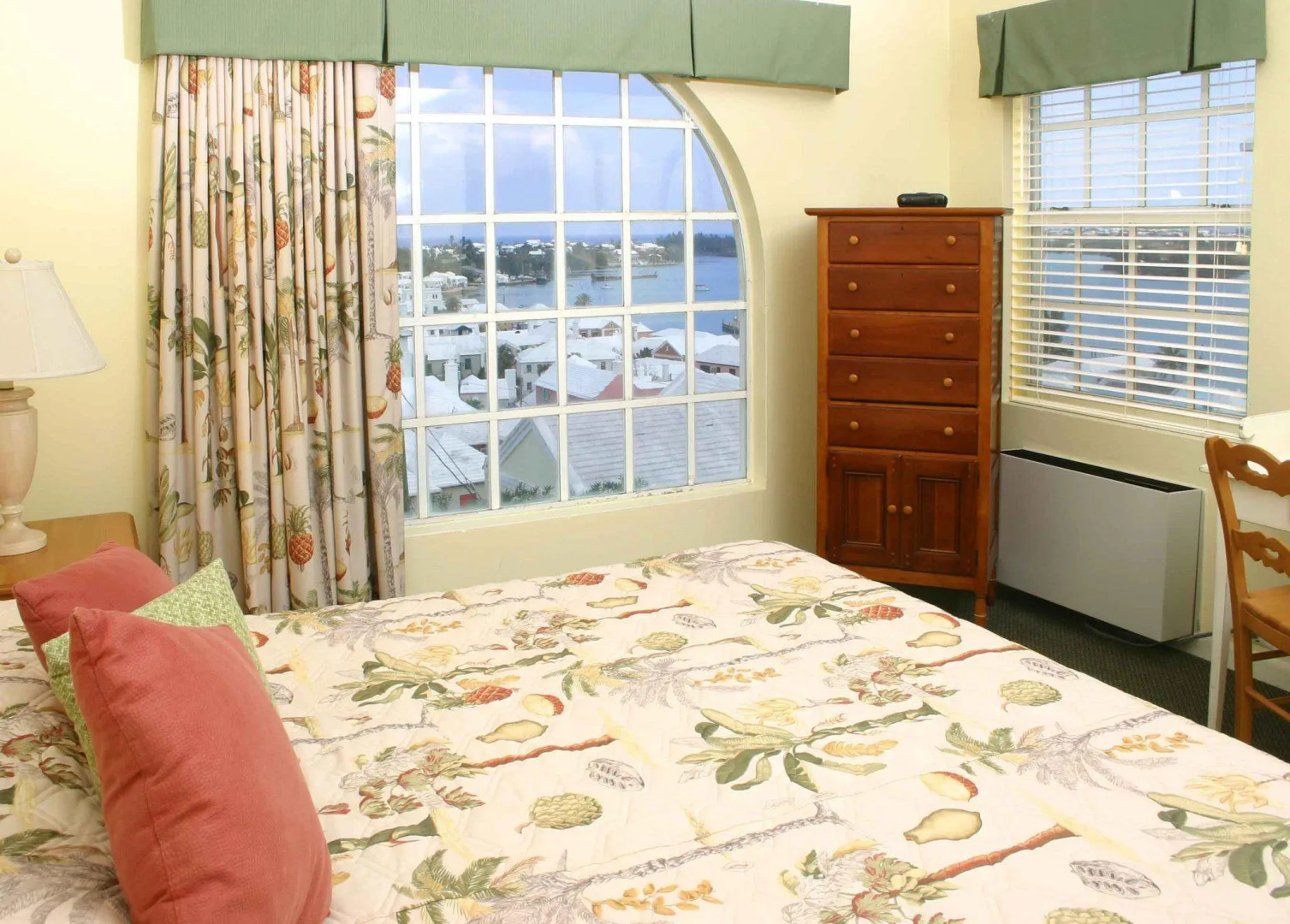 St George's Club Hotel