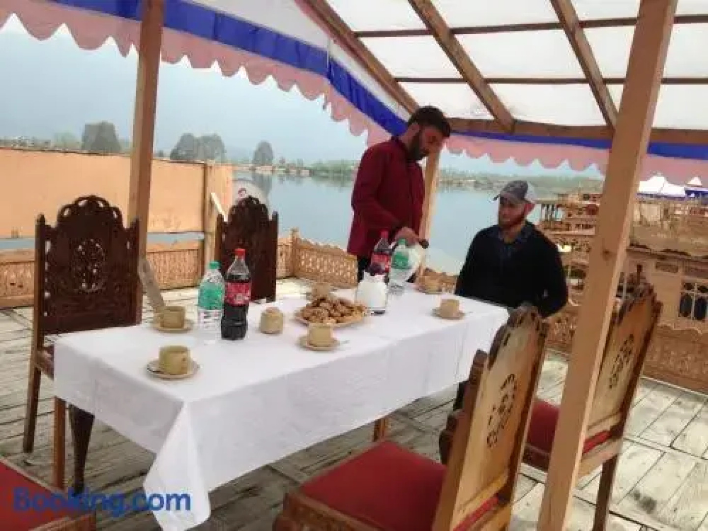 New Zenith Group of Houseboats