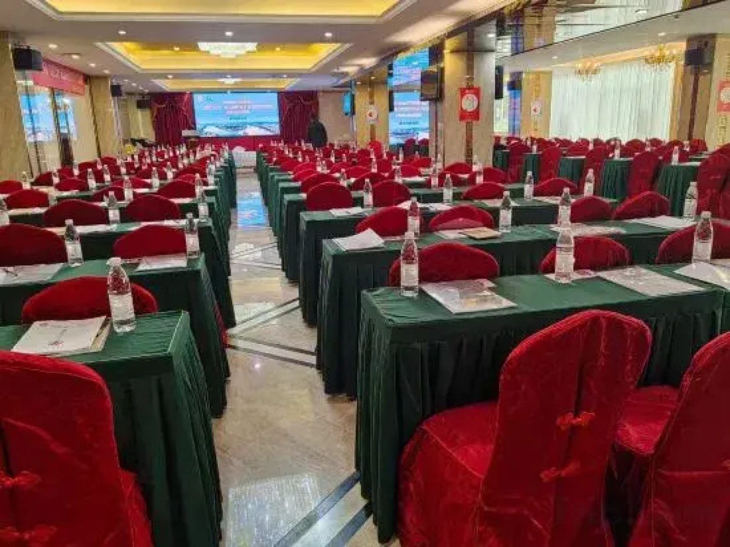 Riverside Lidu Hotel