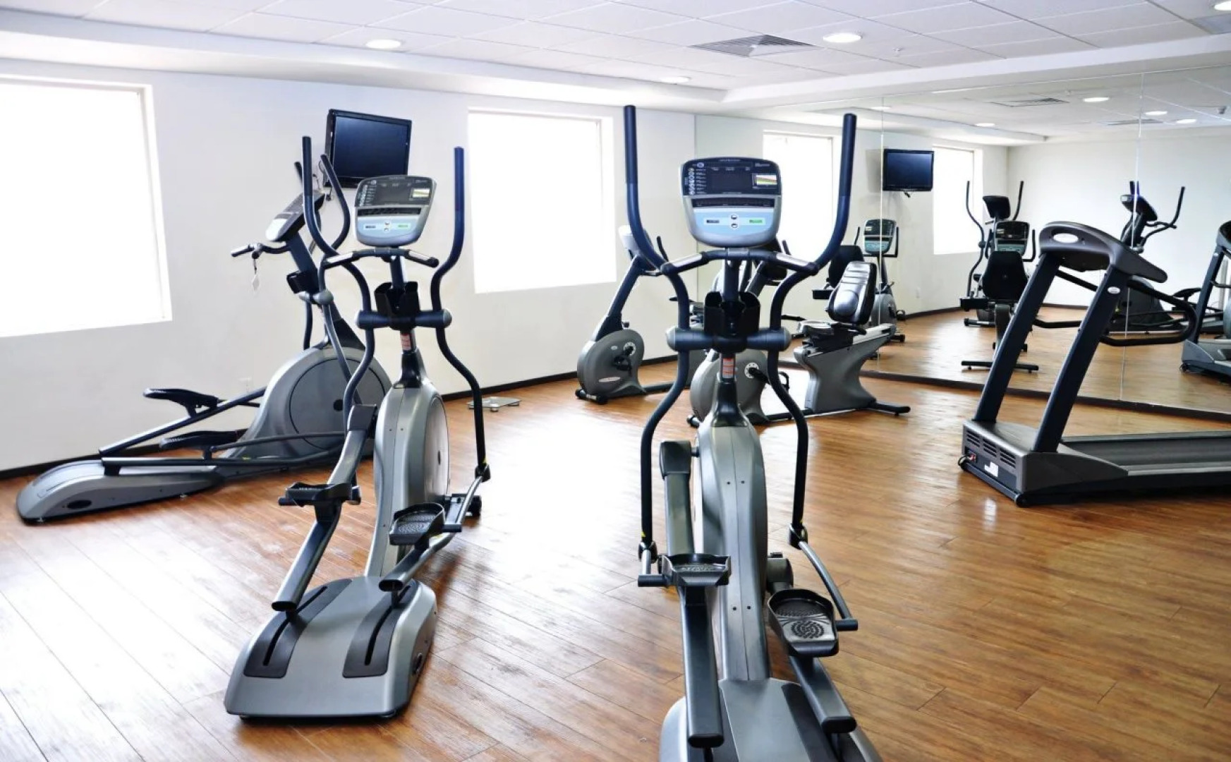 Holiday Inn Guadalajara Patria Universidad by IHG