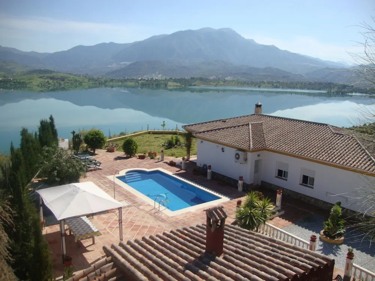 Malaga 101487 4 Bedroom Villa By Mo Rentals