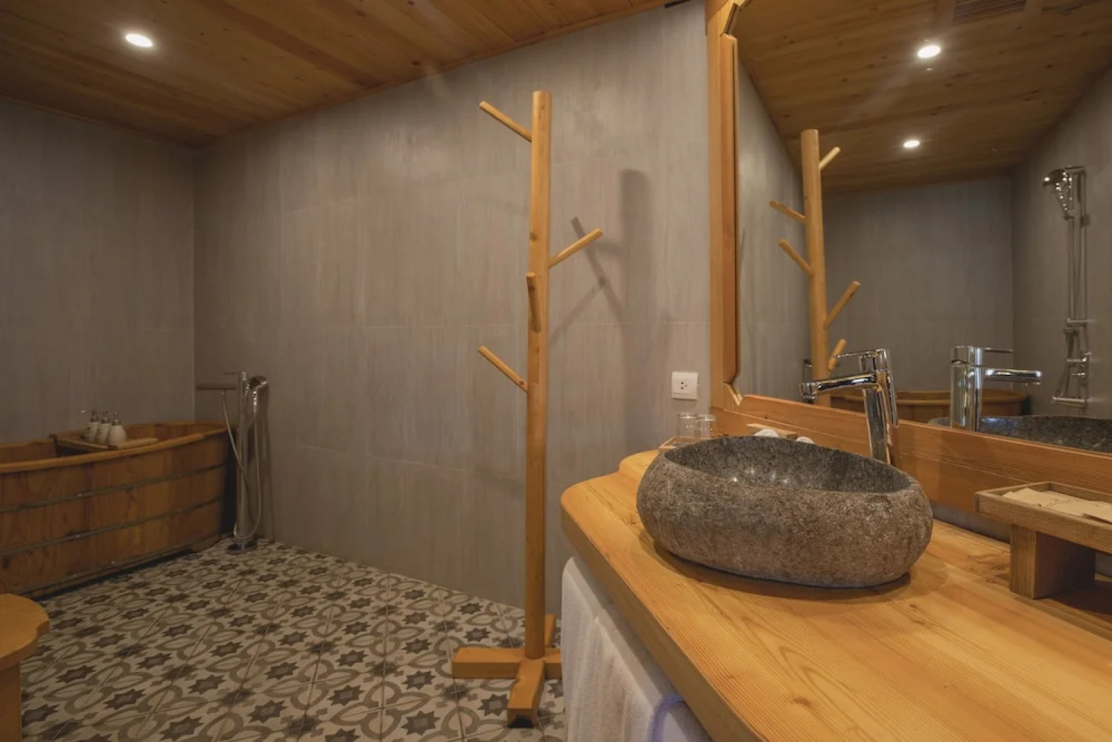 Le Champ Tu Le Resort Hot Spring & Spa