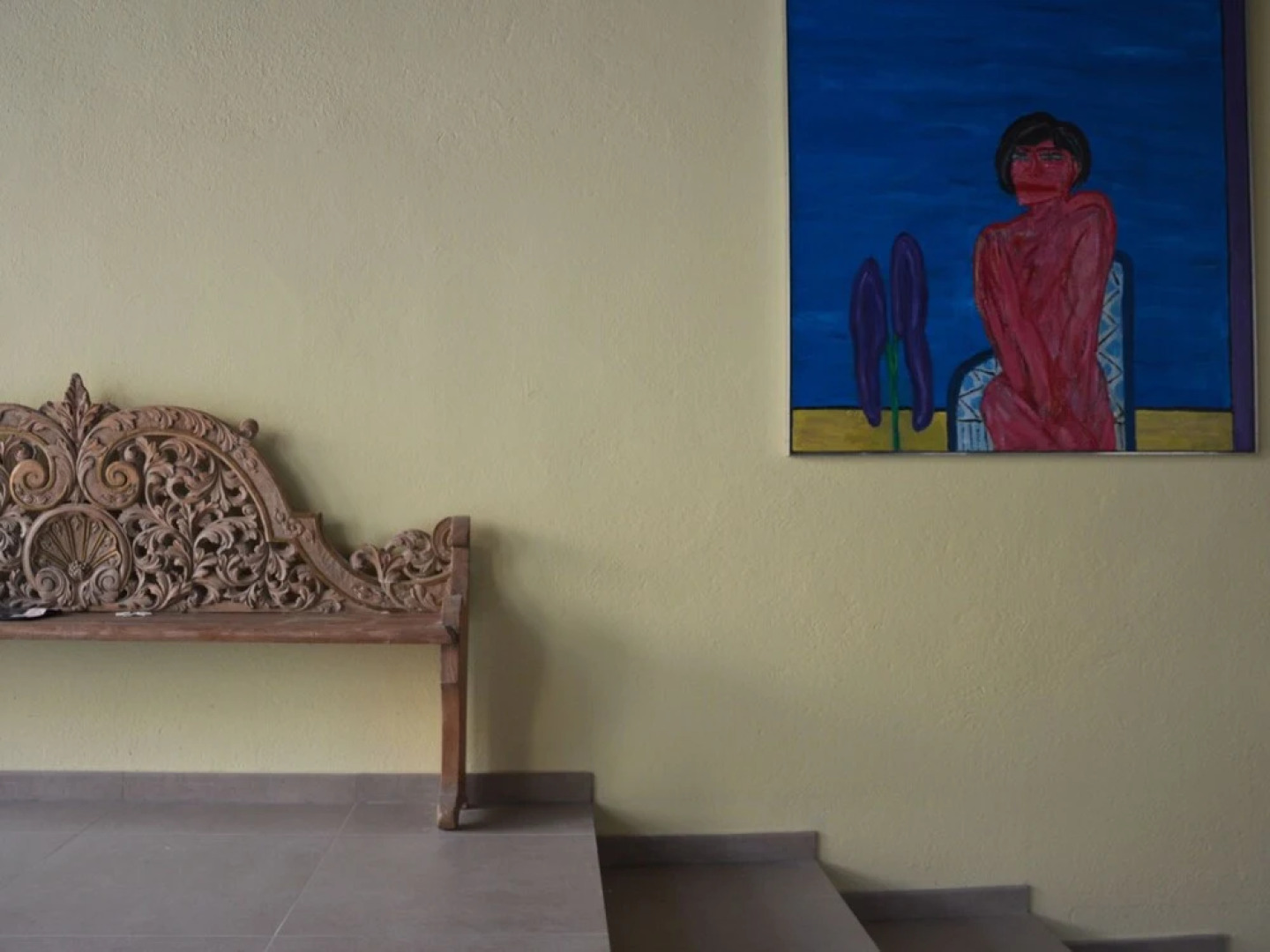 Beautiful, Authentic House With Large Patio and Swimming Pool, Near the Beach