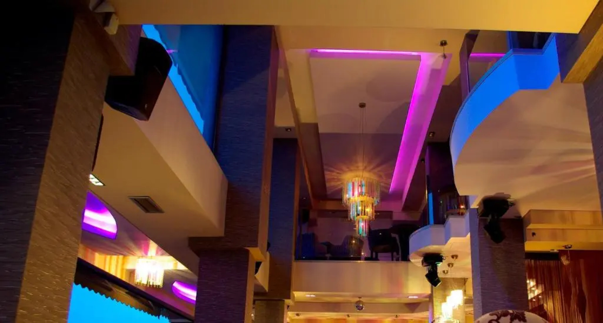 Dion Hotel