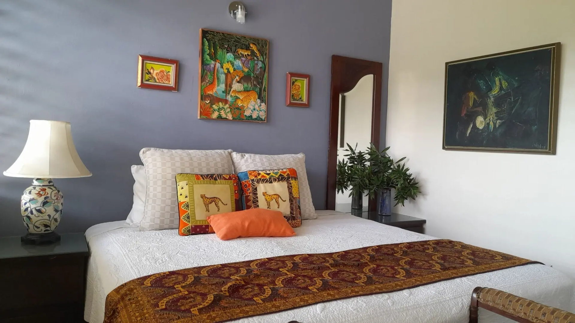 Neita's Nest - Jamaican Bed & Breakfast