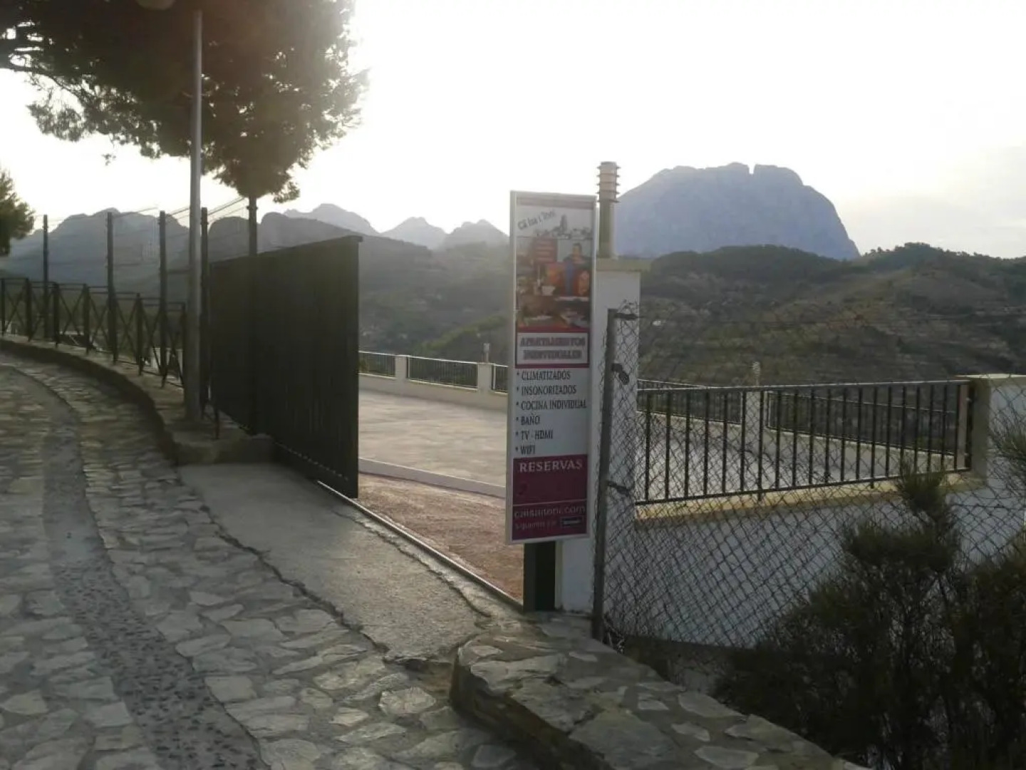 Alojamientos Turisticos Isa i Toni