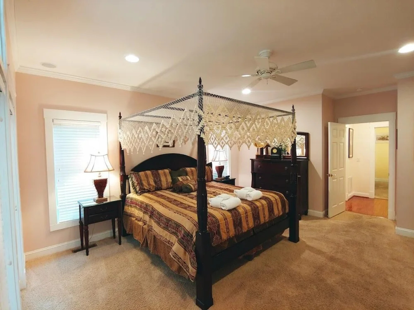 Luxurious Southern Belle 1 Beach Home