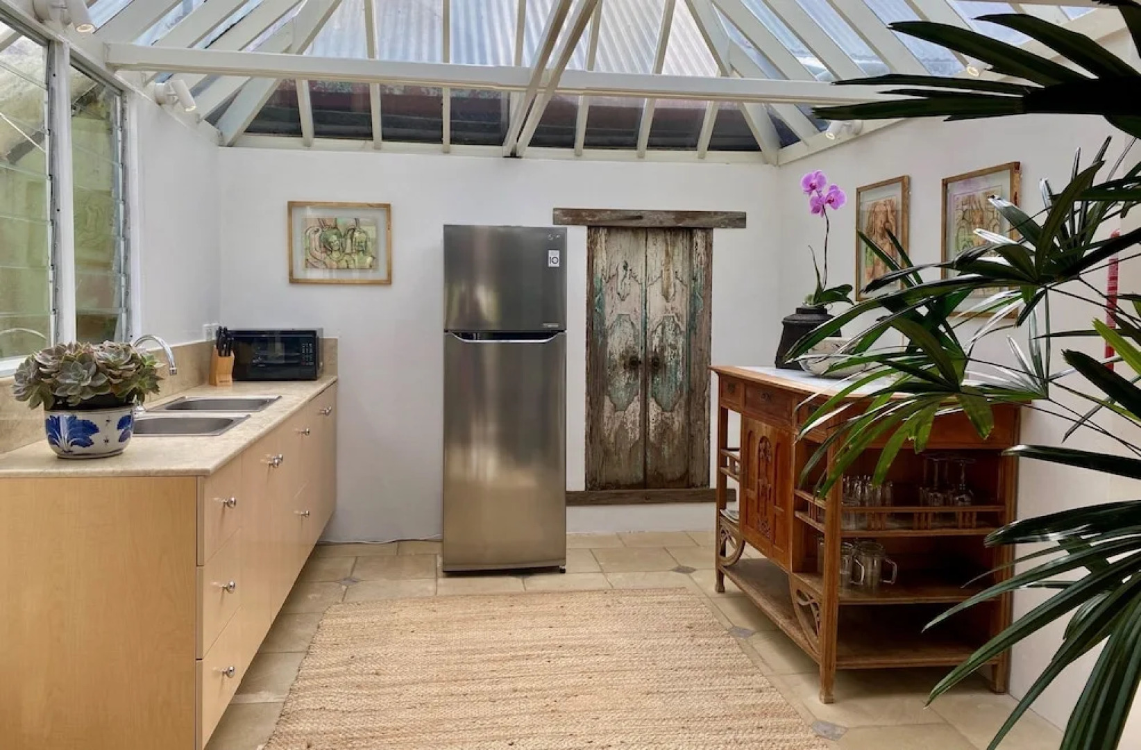 Four Winds Luxury Villas