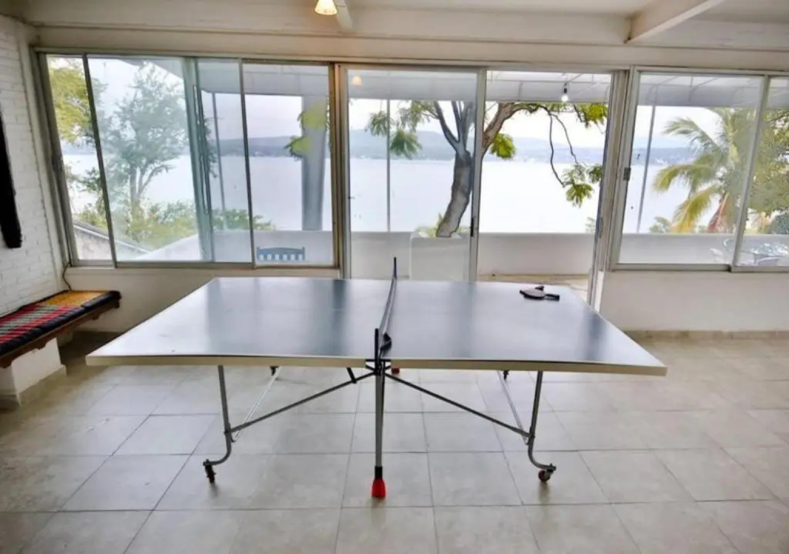 7BR Impresionante Casa De LAGO Con Alberca