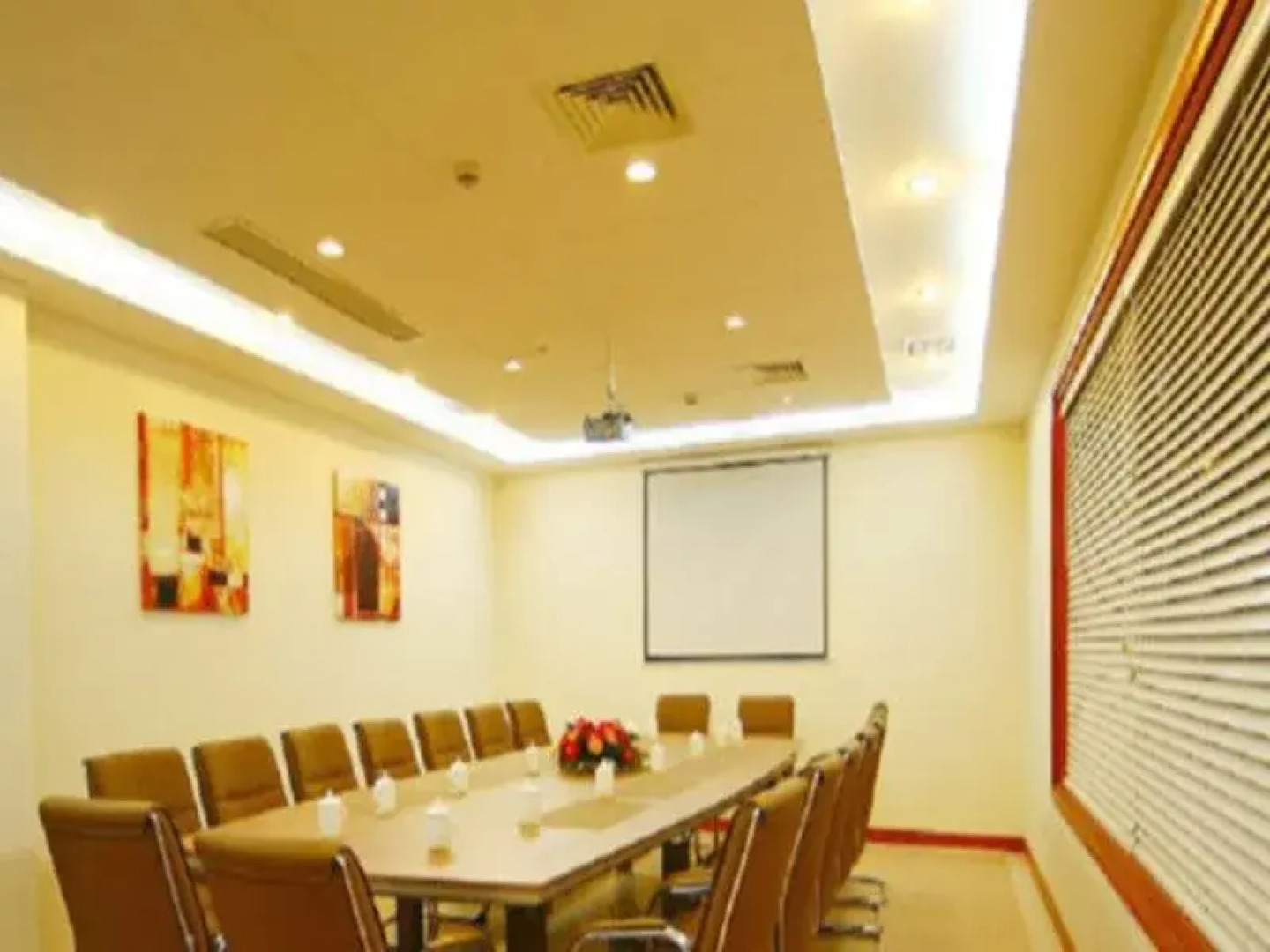 C.straits Beautiful Scene Hotel