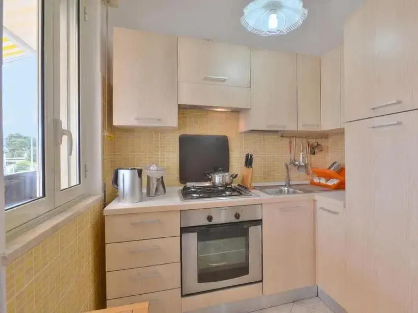 Gianni - One Bedroom