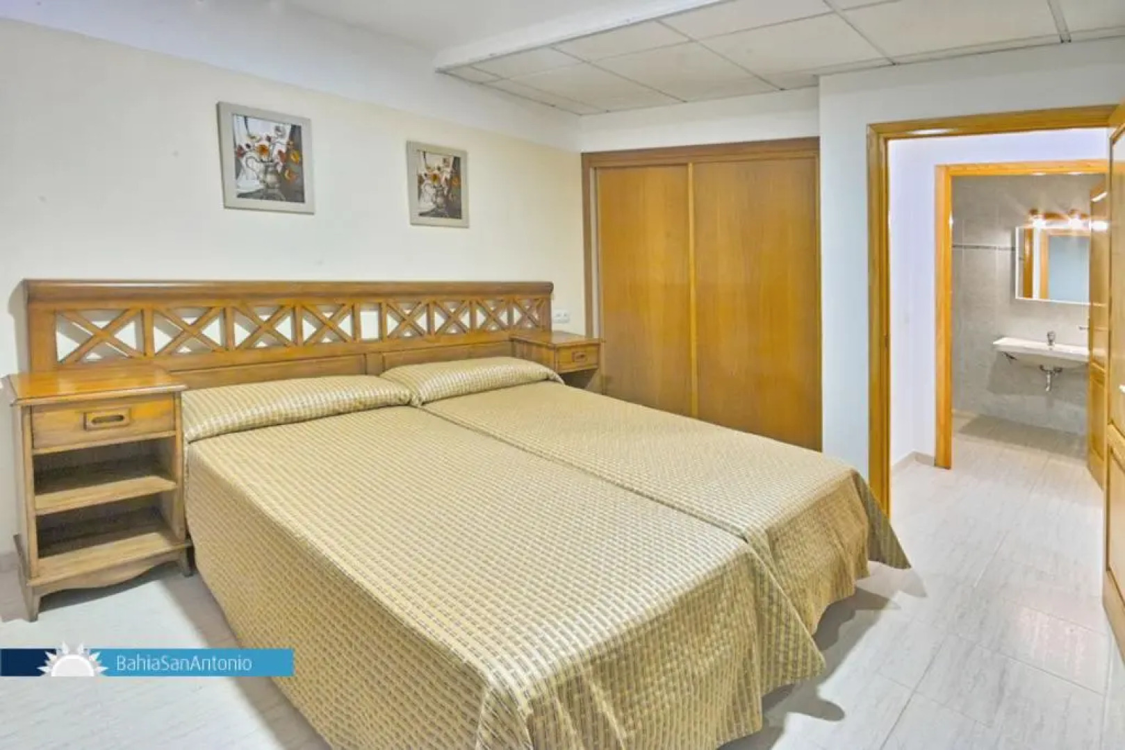 Bahia de San Antonio