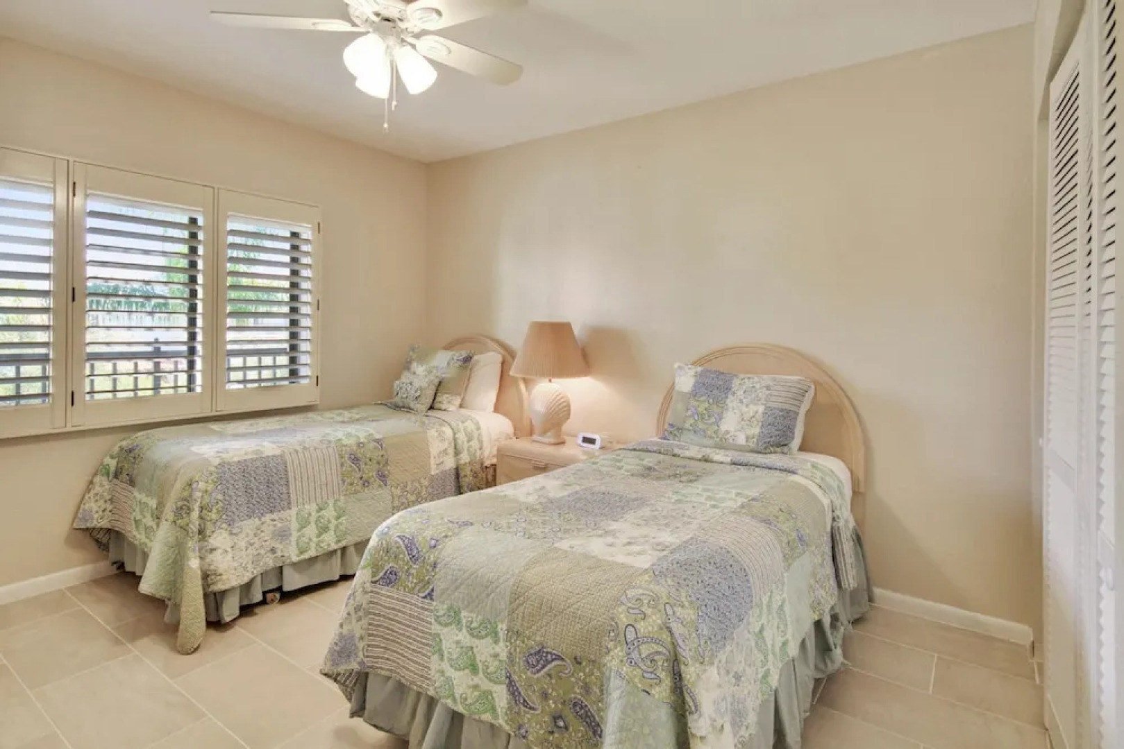 Land's End 303 Building 8 Beachfront With Private Balcony!