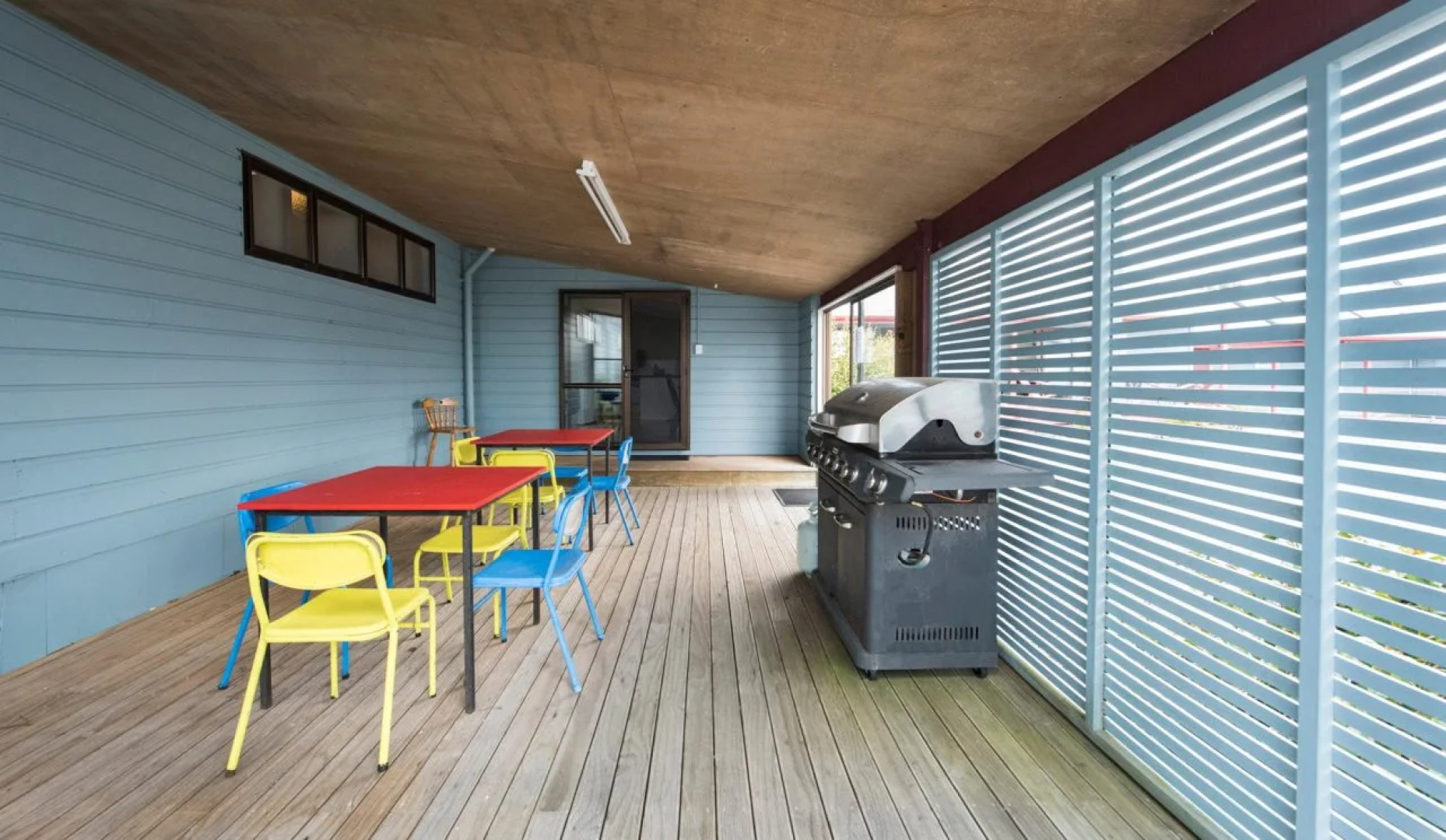 Adventure Lodge & Motel