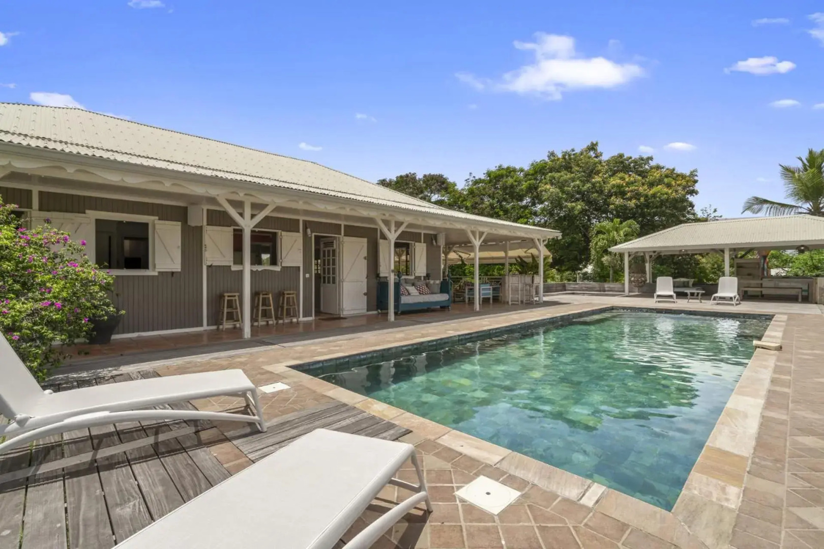 Villa Neivy - 5 ch, grande piscine, à 3 min de la plage