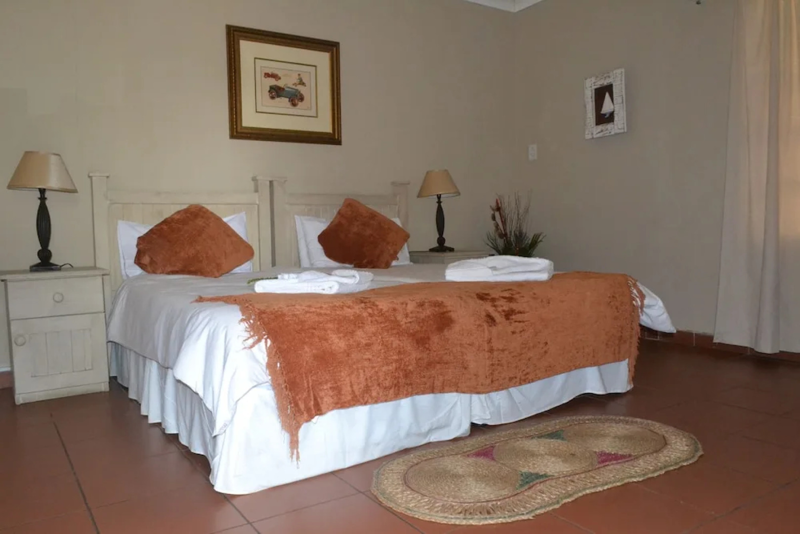 Tradewinds Country Inn