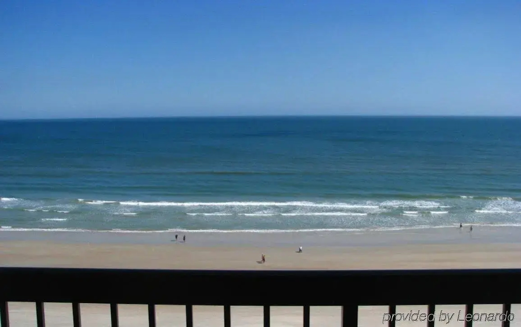 Holiday Inn Express & Suites Oceanfront by IHG