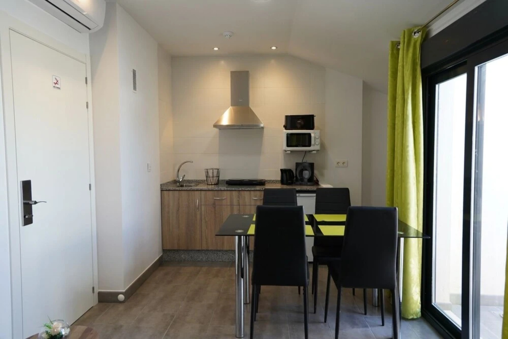 Apartamentos La Laguna