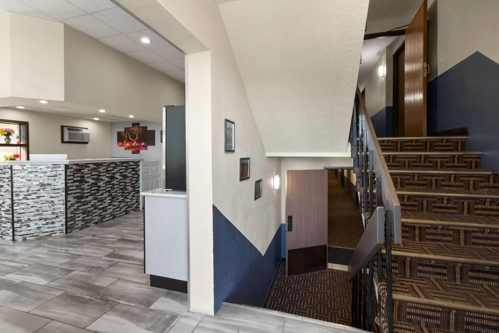 Super 8 by Wyndham Winona MN